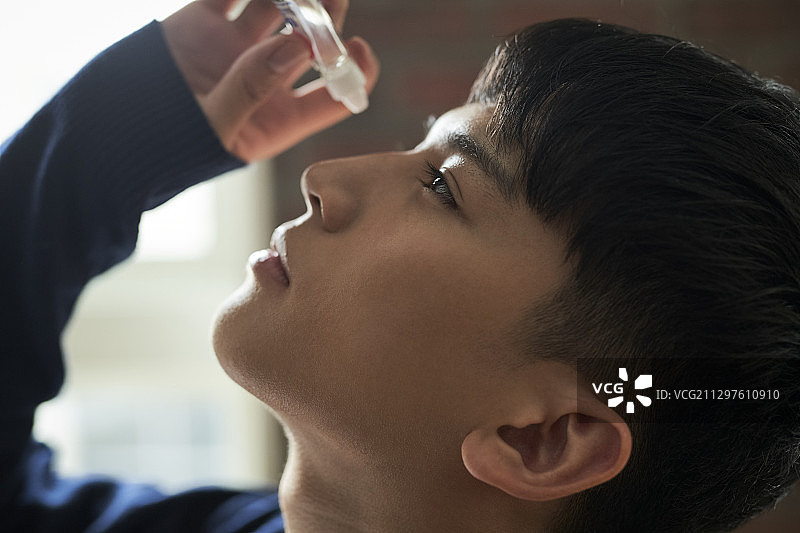 男学生图片素材