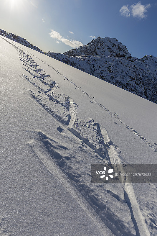 挪威雷讷雪景风光图片素材