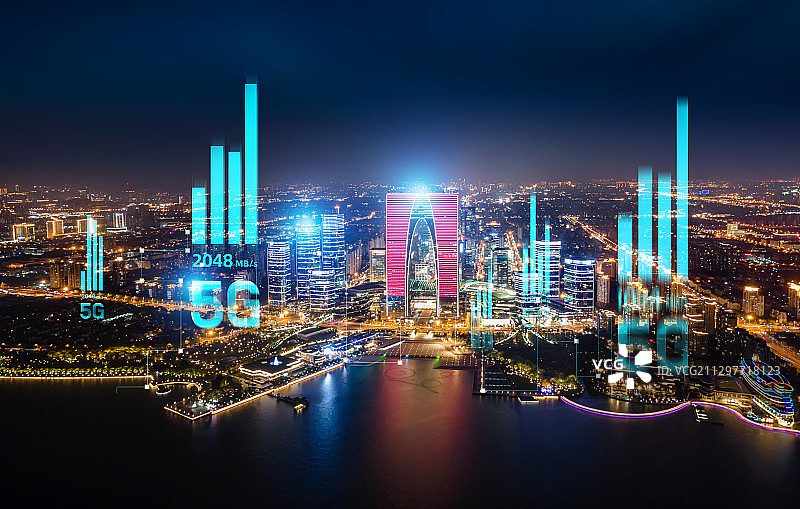 夜景航拍苏州金鸡湖东方之门城市天际线建筑5G互联网无线大数据图片素材
