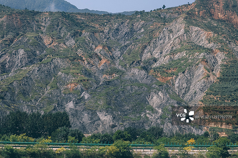 兰渝铁路沿线风光图片素材