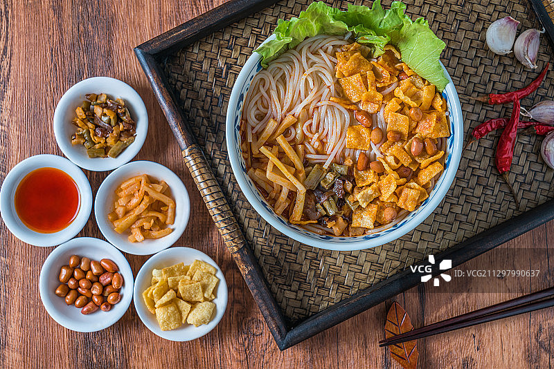 中国广西柳州小吃螺蛳粉图片素材