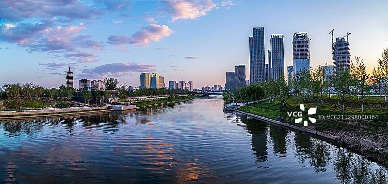 崛起的大运河商务区图片素材