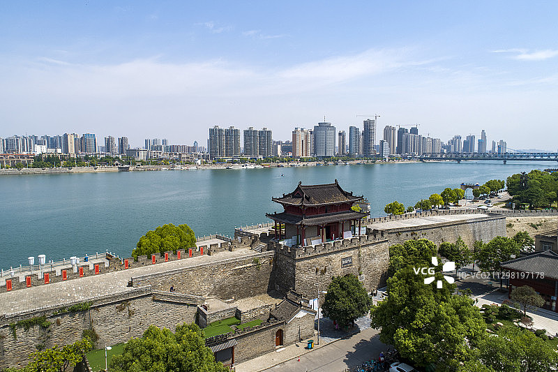 航拍襄阳古城风光图片素材