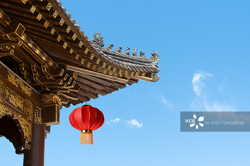 古建筑屋檐下的灯笼图片素材