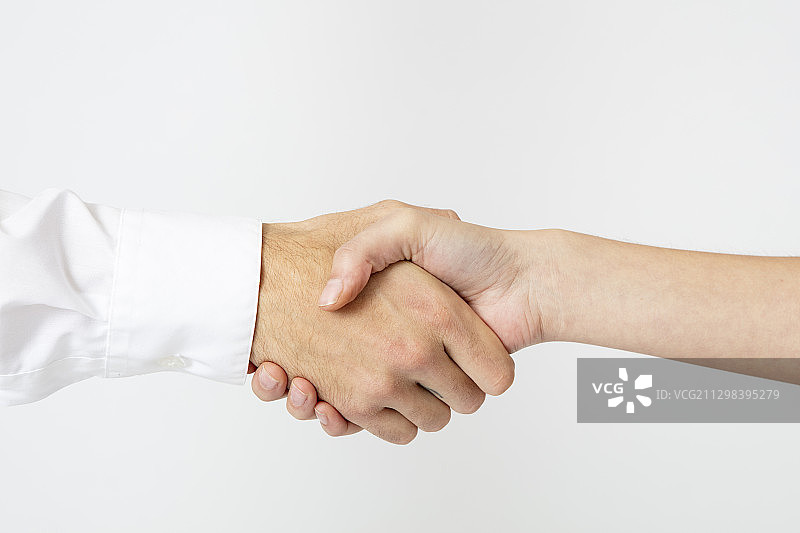 两只人手握手图片素材