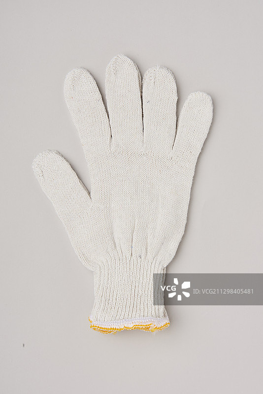 灰色背景上的工作手套图片素材