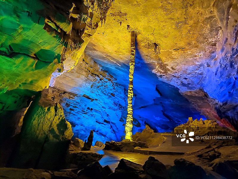 邂逅阿庐洞，惊叹与激荡!图片素材
