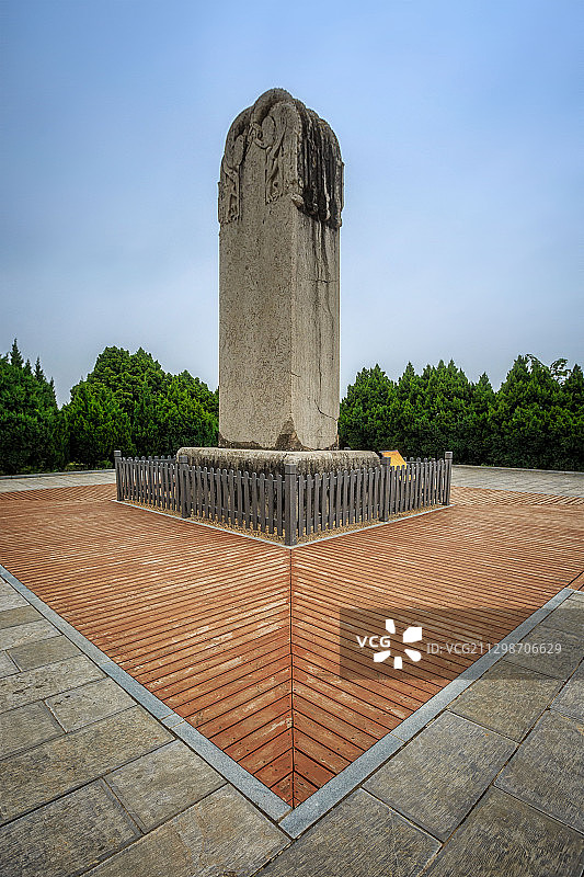 陕西乾陵无字碑石刻图片素材