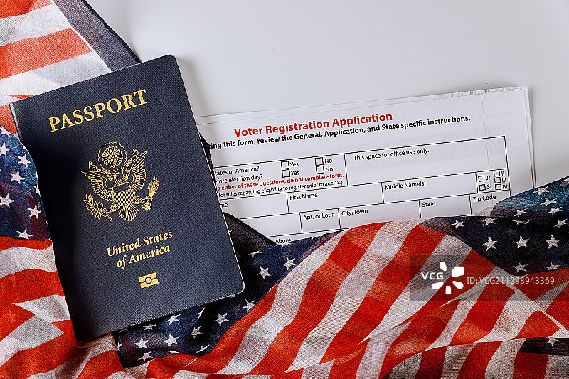 念珠与马来西亚国旗特写图片素材