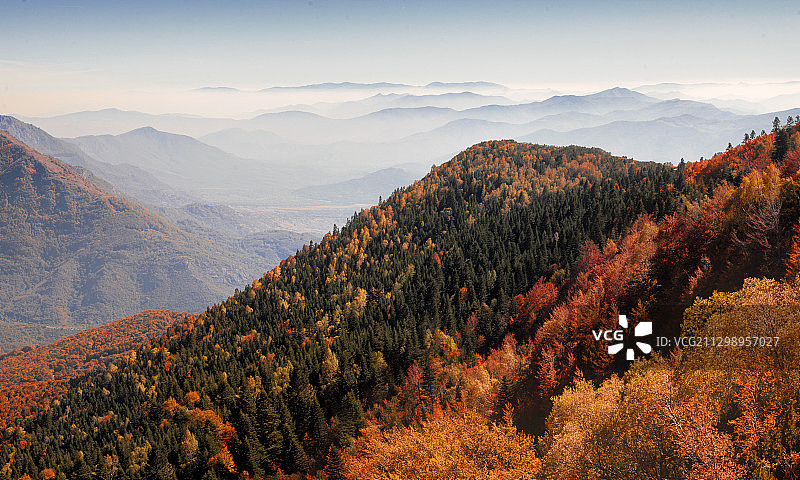 秋季马其顿山脉的风景图片素材