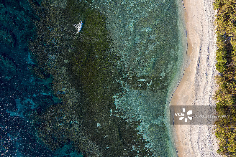 澳大利亚伯内特角的海洋鸟瞰图图片素材