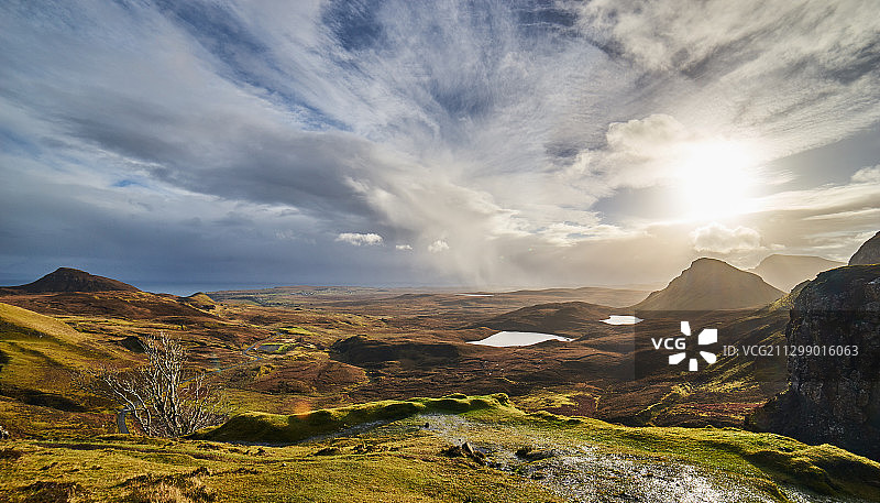英国波特里天空下的山景图片素材