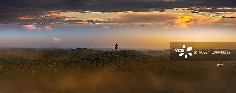 紫蓬山暮色图片素材
