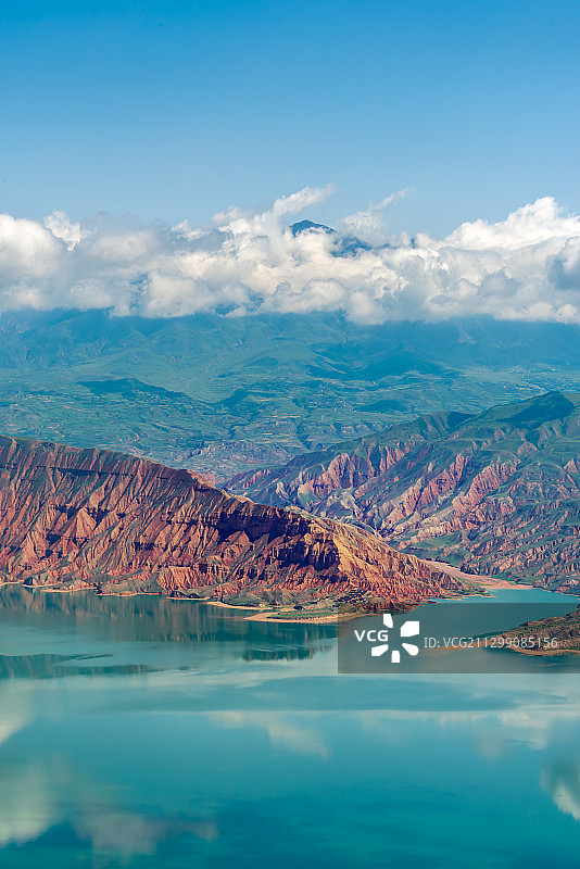 青海省黄南藏族自冶州坎布拉国家森林公园图片素材