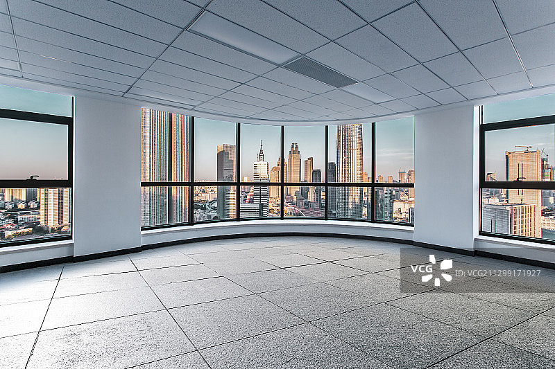 办公室外的城市建筑图片素材