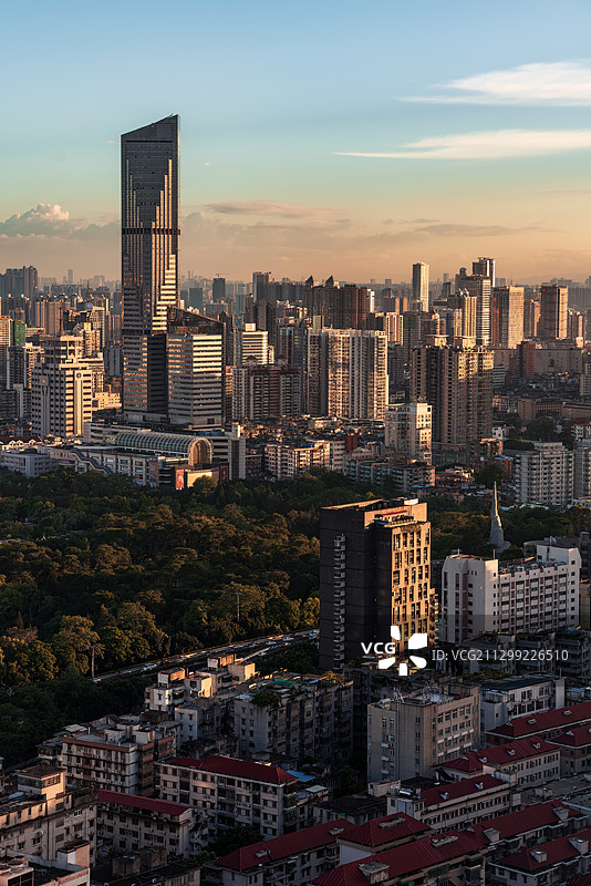 广州老城区日落天际线图片素材