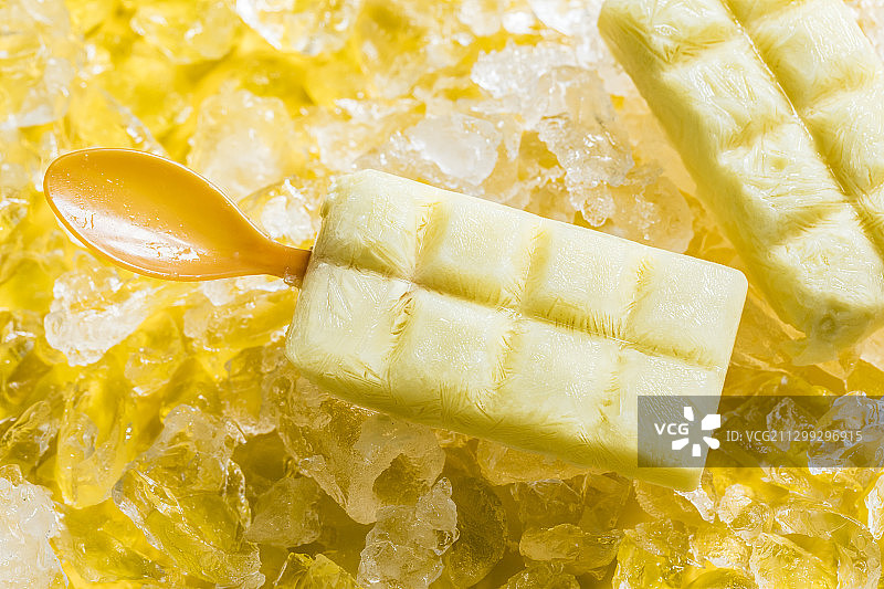 菠萝椰子冰棒图片素材