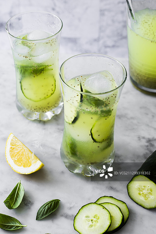 黄瓜奇亚籽饮料图片素材