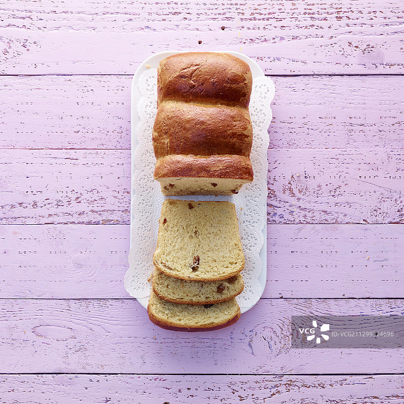 葡萄干奶油面包图片素材