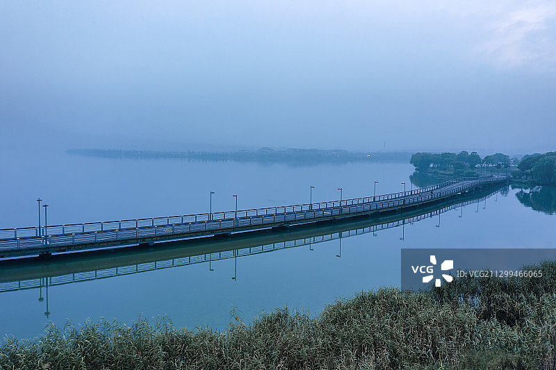 苏州园区独墅湖畔的清晨图片素材