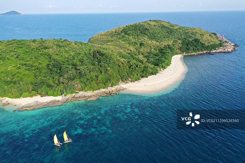 石梅湾加井岛图片素材