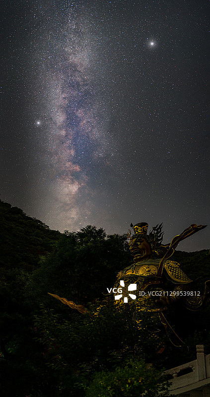 北京怀柔白瀑寺星空图片素材