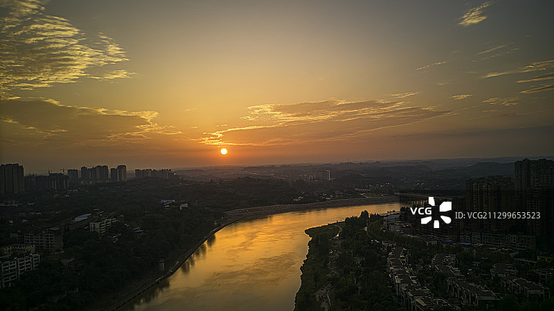 内江市城区沱江河湾夕照图片素材