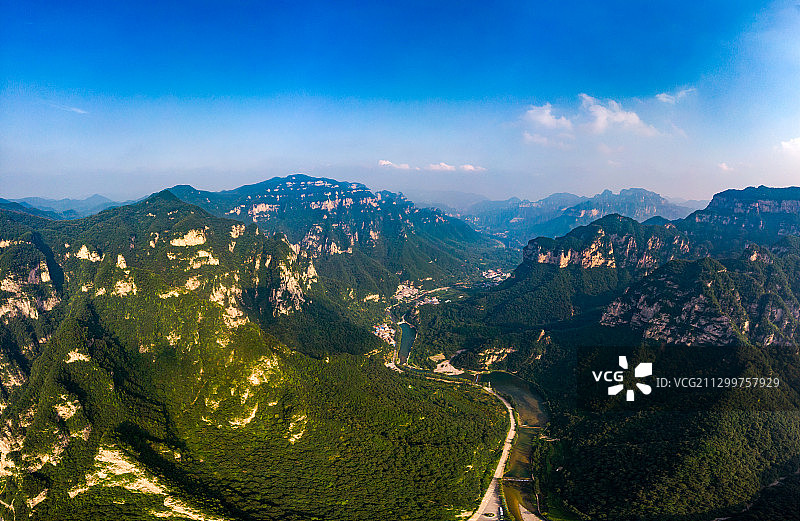 山西晋城阳城莽河风景区航拍全景太行山峡谷图片素材