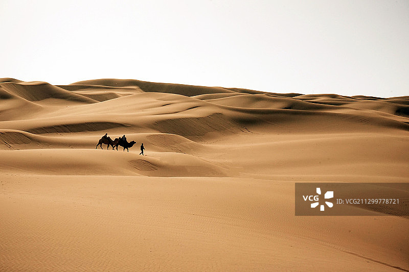 库木塔格沙漠图片素材