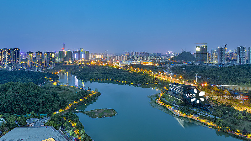 中铁阅山湖图片素材