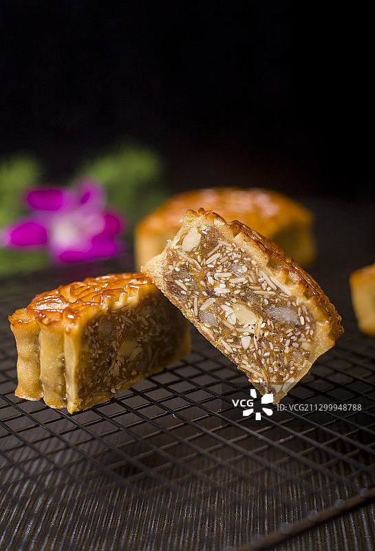 伍仁月饼图片素材