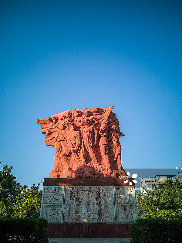 云南人民自卫军元江建军纪念碑图片素材