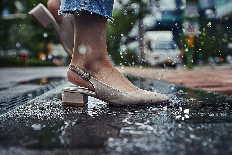 暴雨气象天气预报图片素材