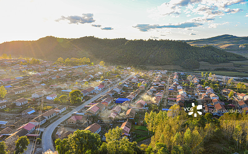 仲秋时节黑龙江农村夕阳——林口县朱家镇山河村图片素材