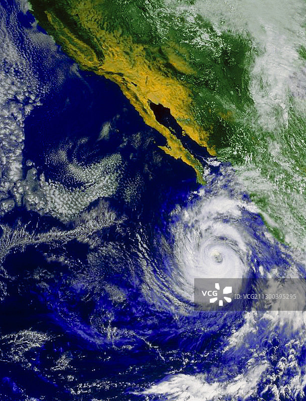 太平洋上飓风诺拉的卫星图像图片素材