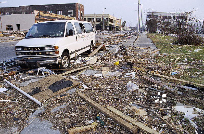 飓风“卡特里娜”对密西西比州格尔夫波特市造成的破坏图片素材