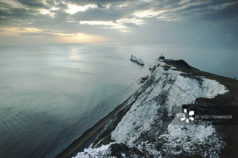 海岸悬崖和海蚀柱图片素材
