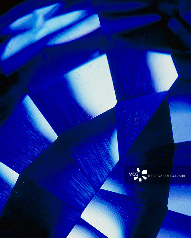 蓝宝石或刚玉的微距照片图片素材