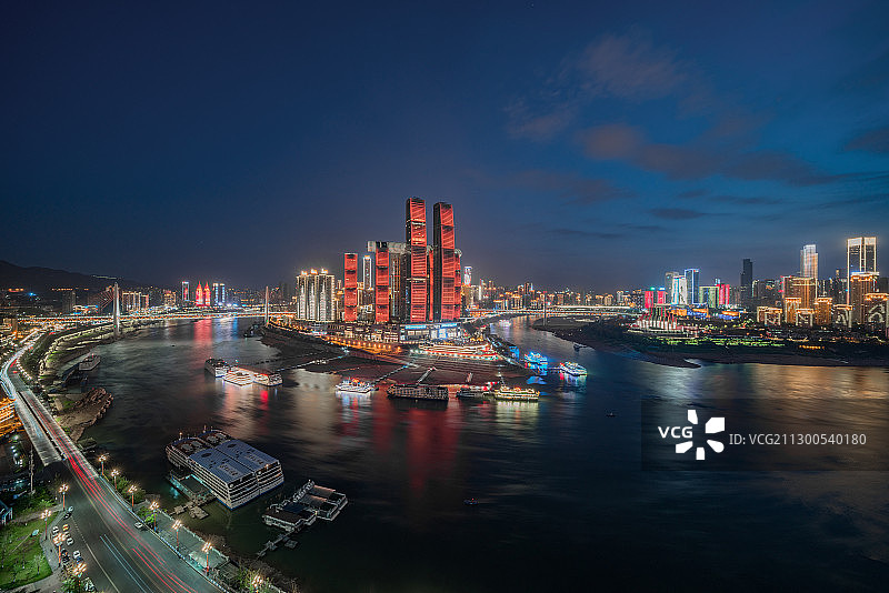 重庆来福士两江交汇夜景全景图片素材