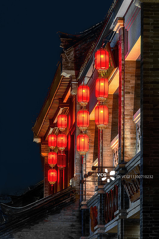 山东省青岛市即墨古城街景夜景图片素材