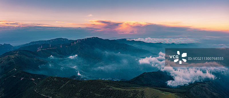 航拍五台山黄昏日落风光图片素材