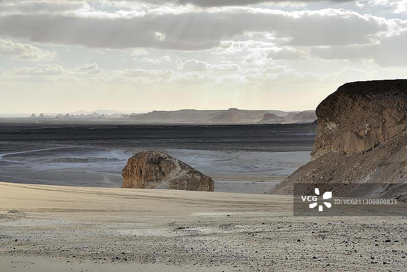 白色沙漠，法拉夫拉绿洲，埃及西部沙漠，非洲图片素材