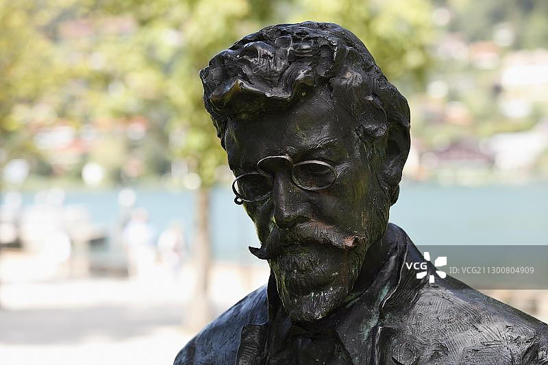路德维希·冈霍夫雕像，位于德国巴伐利亚特根湖谷罗塔赫-埃根图片素材
