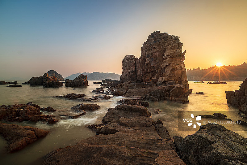 沧海磐石图片素材