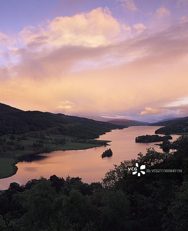 苏格兰塔梅尔湖皇后观景台景色图片素材
