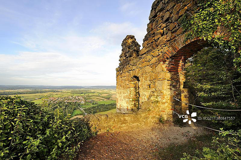 Hohenkraehen城堡遗址，德国巴登-符腾堡州图片素材