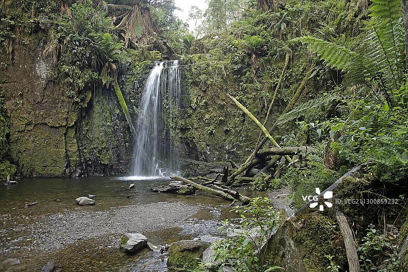 澳大利亚维多利亚州大洋路奥特威国家公园马瑞纳斯瀑布图片素材