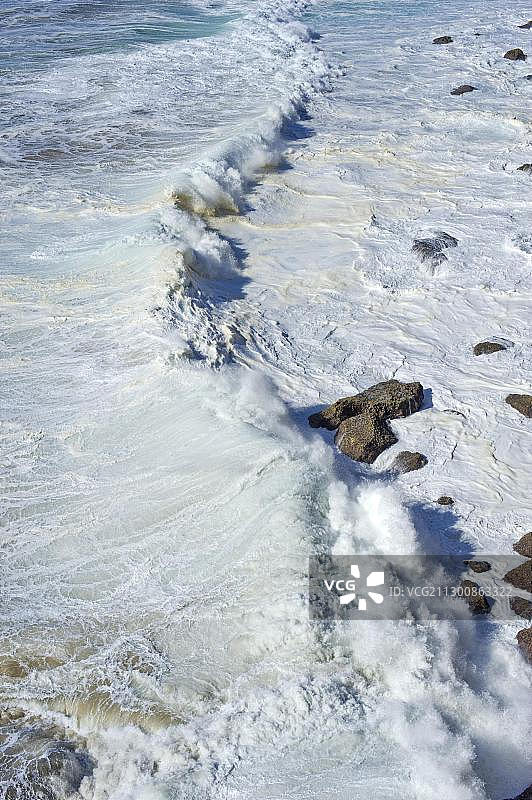 葡萄牙阿尔加维萨格里什圣维森特角悬崖图片素材