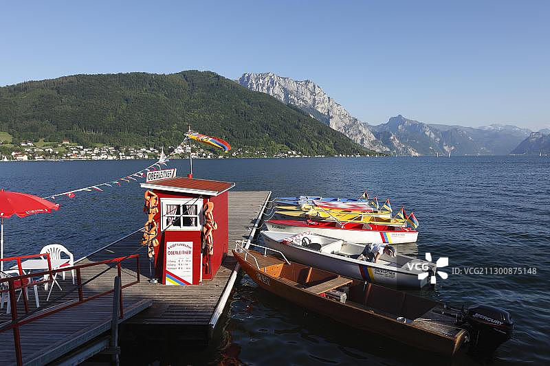 奥地利上奥地利州特劳恩湖格蒙登的码头图片素材