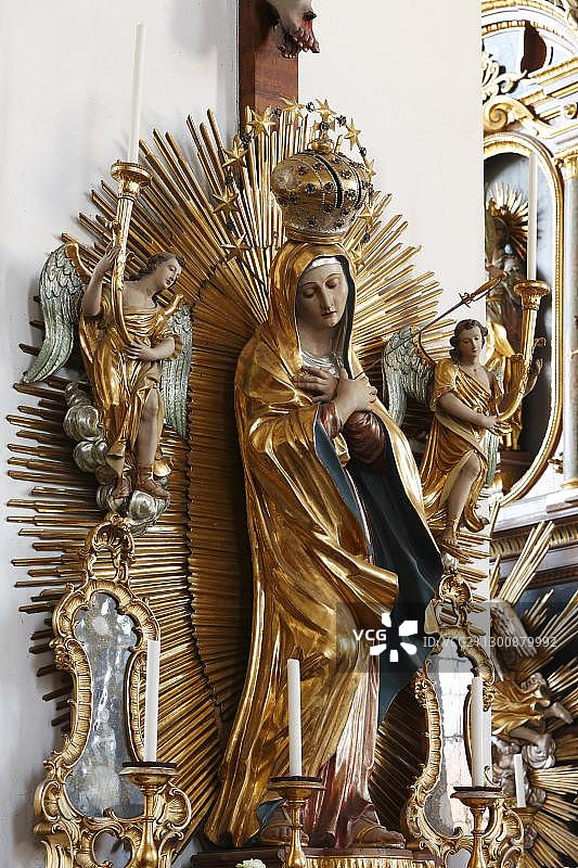 德国施利尔塞圣西克斯图斯教区教堂的圣母像图片素材